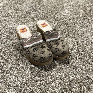 Rocket dog clogs Shoes